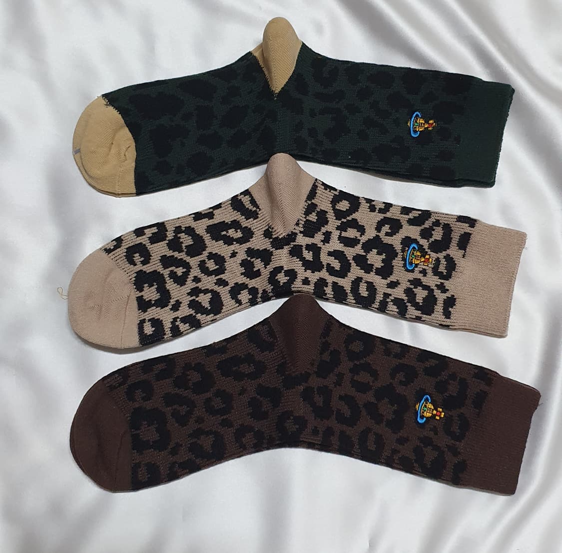 그린 베이지 브라운 호피 레오파드 비비안웨스트우드 양말  상품이미지3
