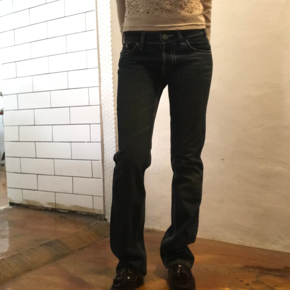 트루릴리젼 시그니처 빅T 부츠컷 데님 상품이미지3