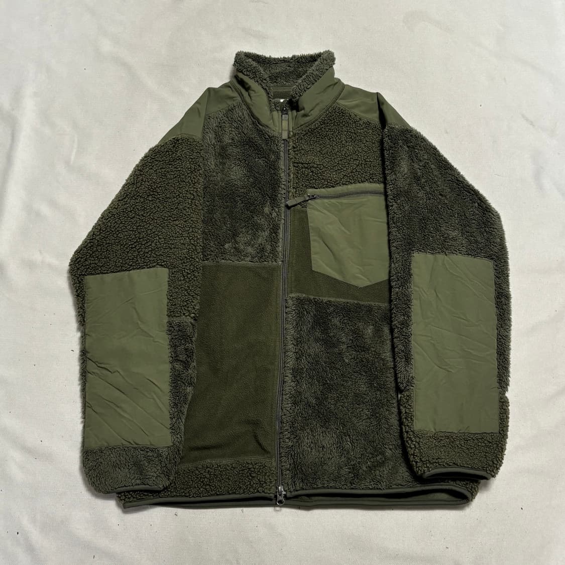 XL 유니클로 X 엔지니어드 가먼츠 카키 플리스 상품이미지2