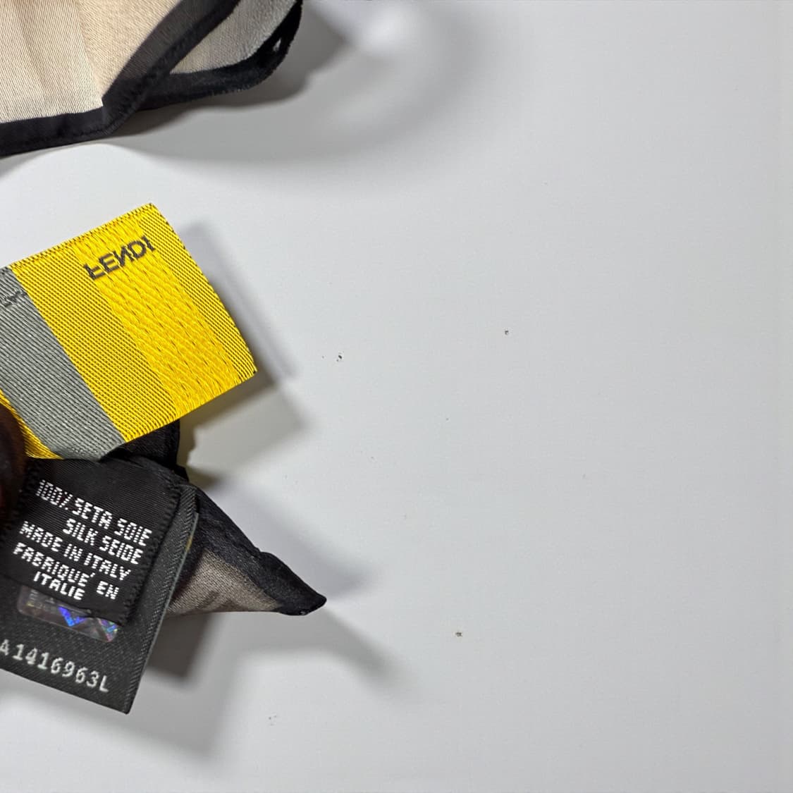 펜디 FF주카 실크 스카프 상품이미지5