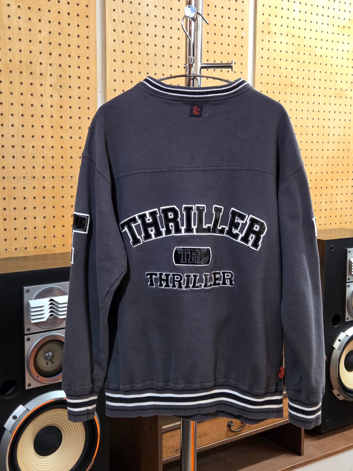 JPN 자수 포인트 반집업 맨투맨 상품이미지5