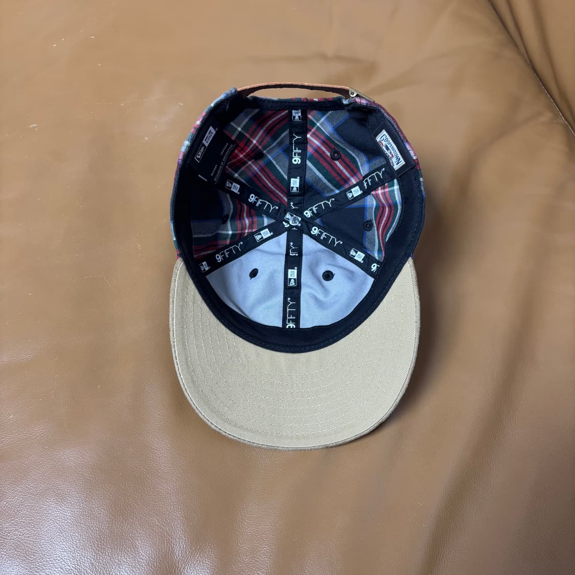 빔즈 뉴에라 9Fifty 볼캡 모자 스웨이드 바이저 잉글랜드 체크 상품이미지7