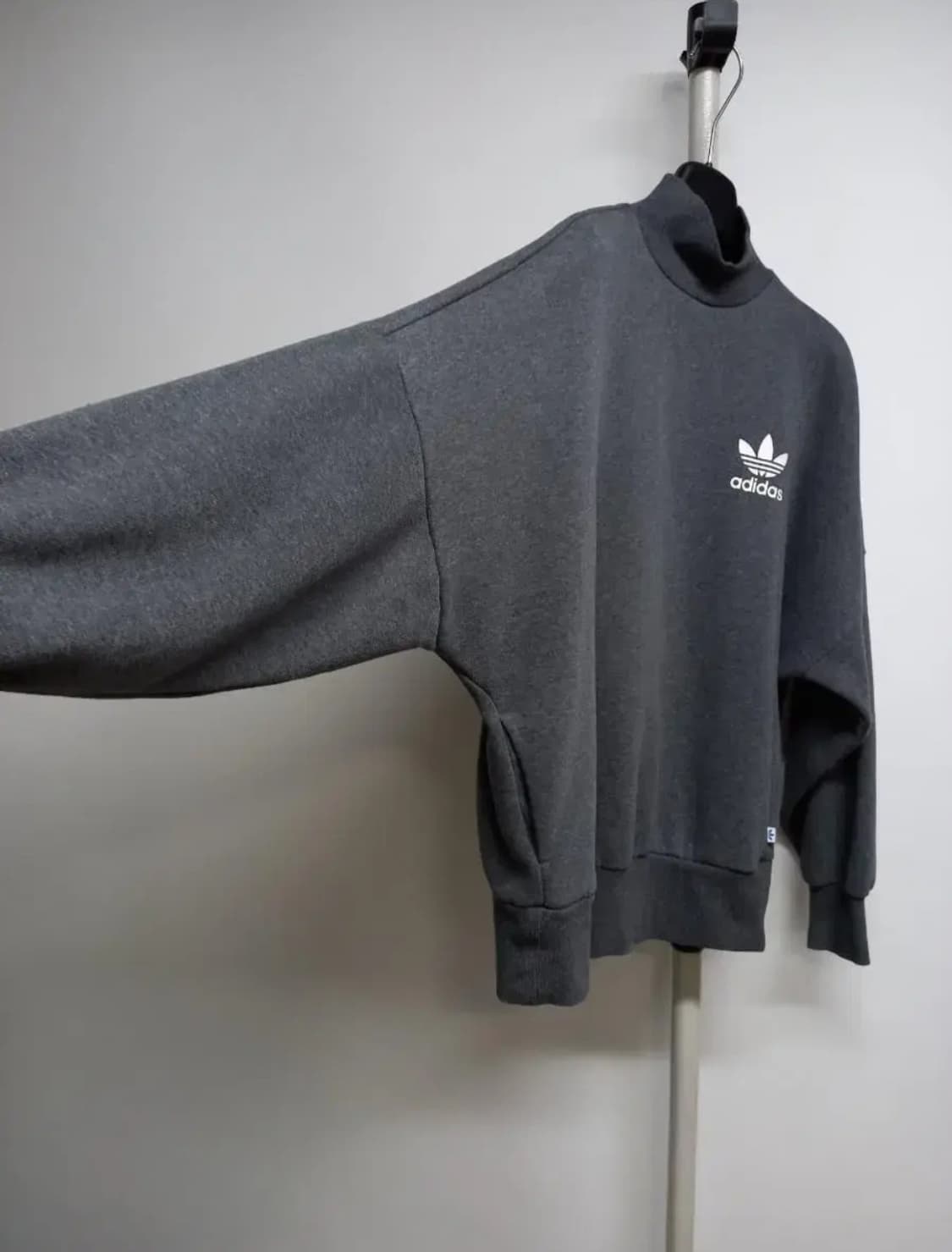 아디다스 기모 하프넥 루즈박시핏 맨투맨 55.66 상품이미지4