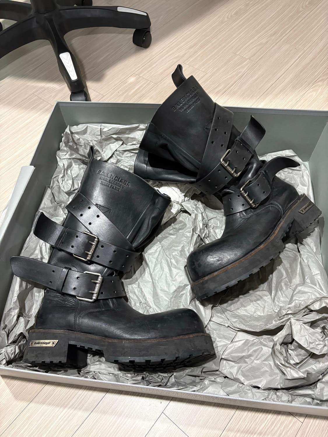 발렌시아가 베놈 하이 부츠 42 상품이미지1