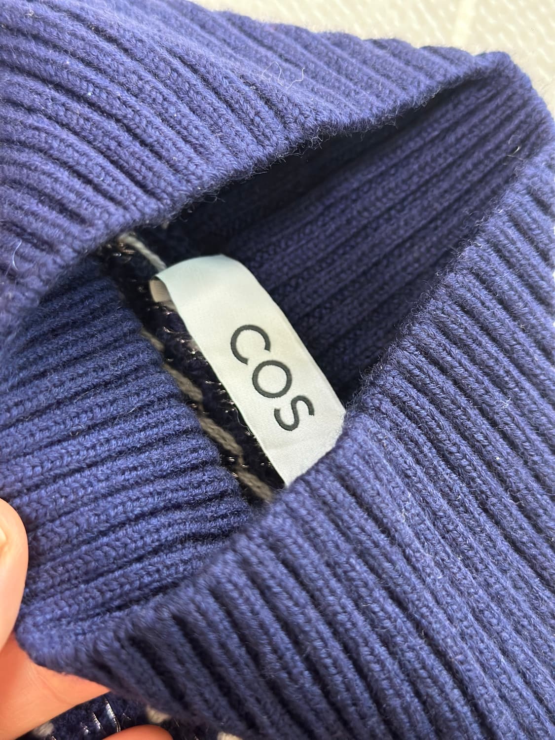 COS 패턴 니트 스웨터 네이비 S 상품이미지2