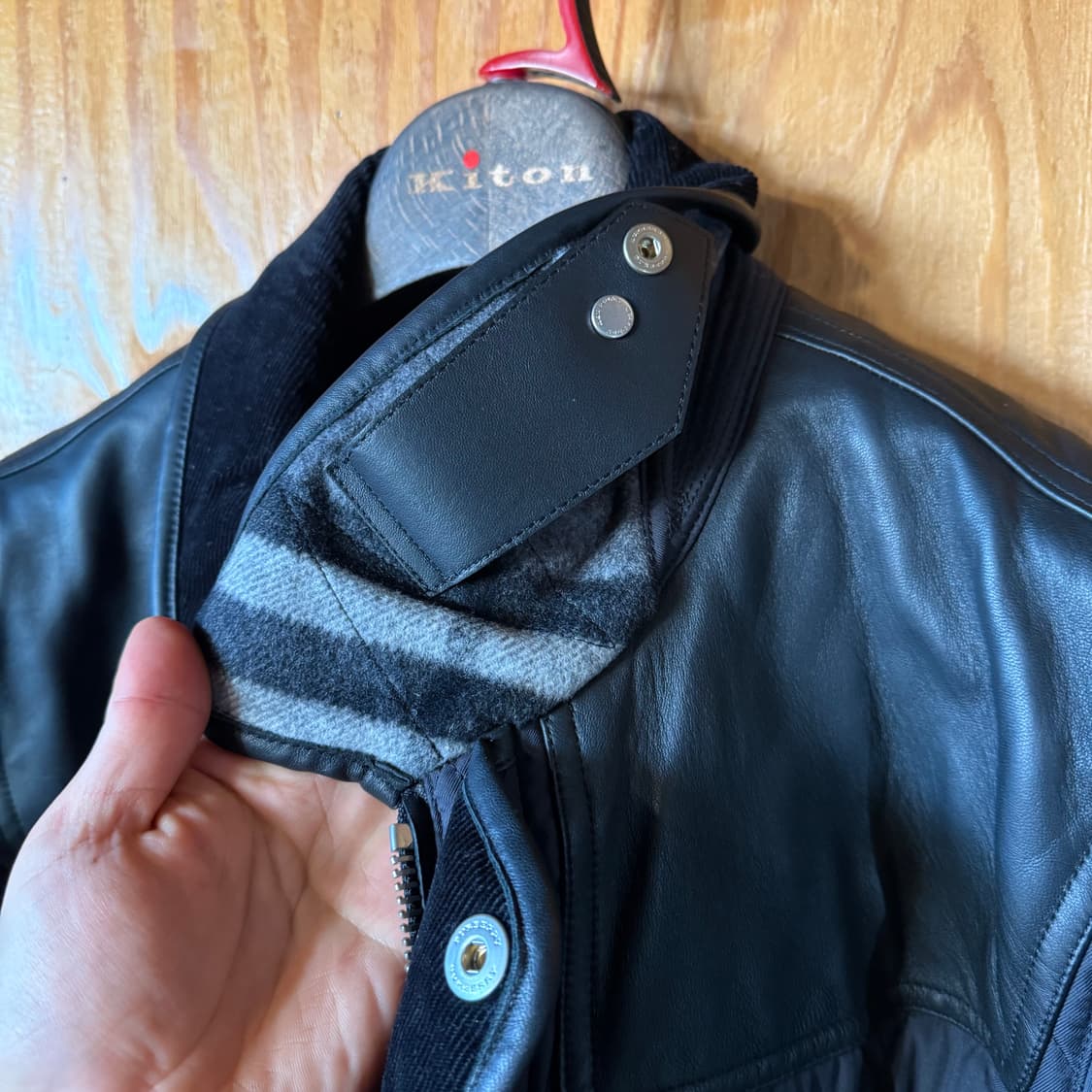 버버리 리건 퀼팅 자켓 판매 합니다. 상품이미지1