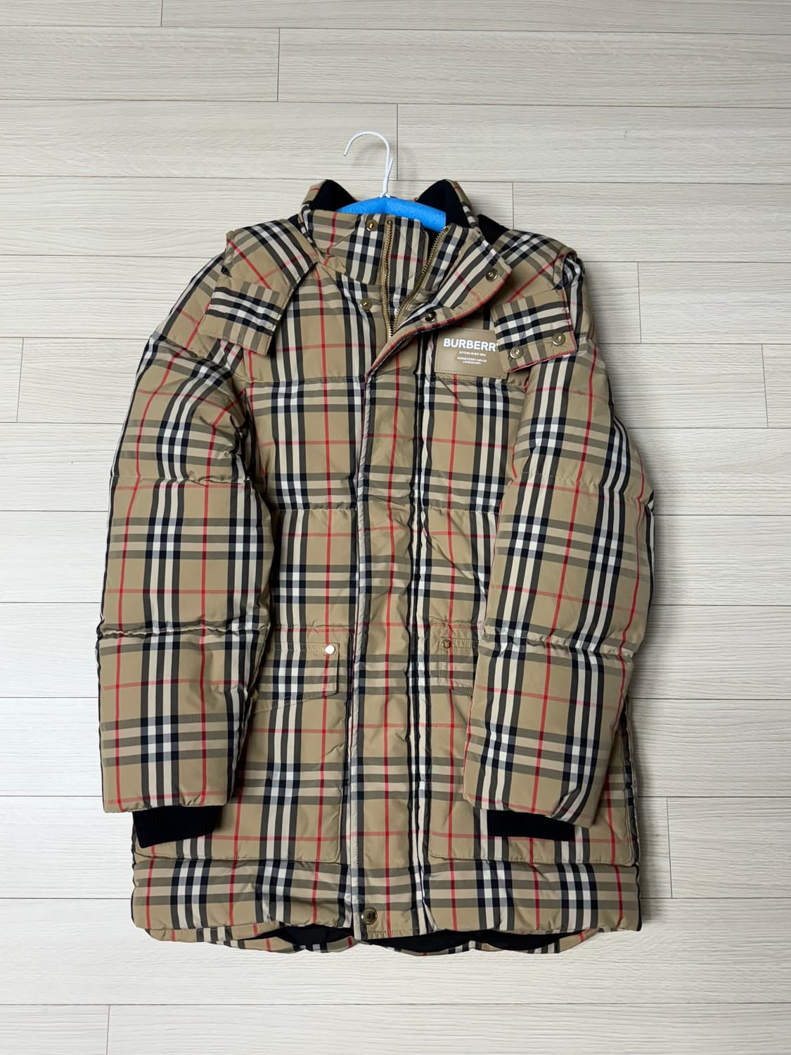 버버리 키즈패딩 12y 상품이미지1