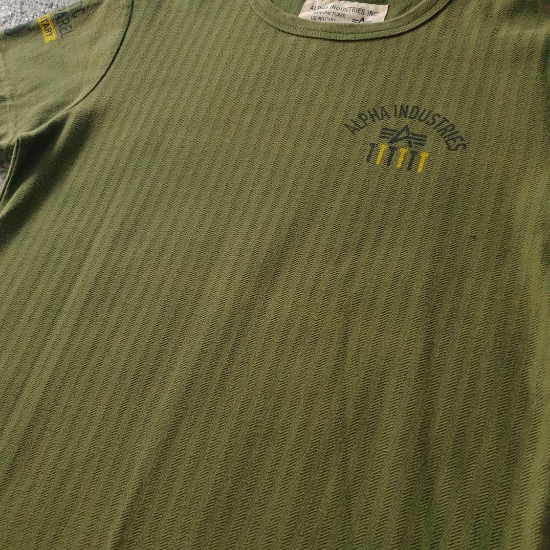 [무료배송] ALPHA INDUSTRIES 반팔 티셔츠 상품이미지4