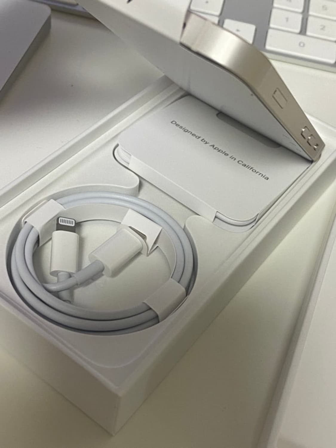 아이폰 13미니 265기가 미사용 새상품 상품이미지3