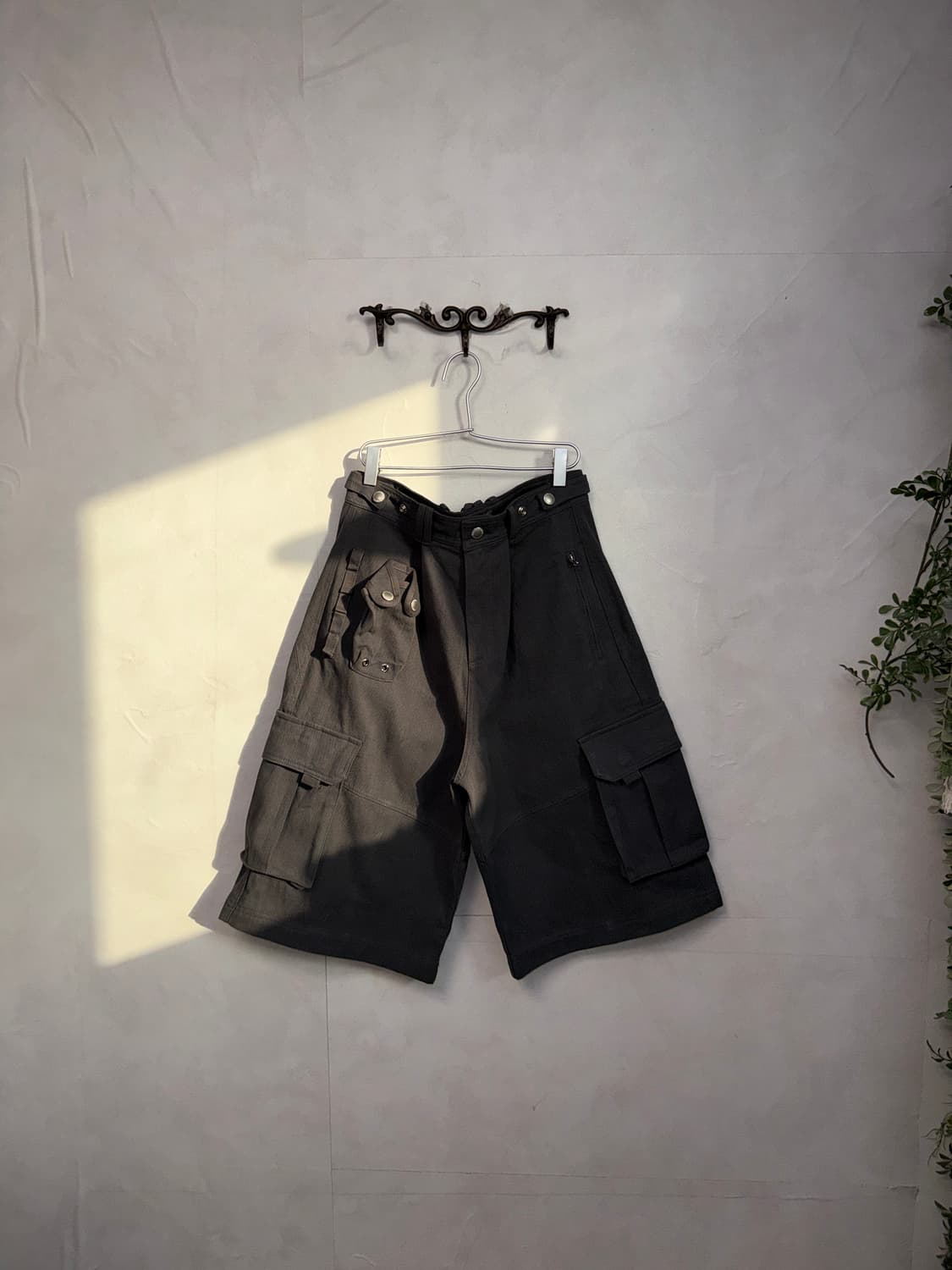 NACHE wide cargo half pants charcoal 새제품 상품이미지1