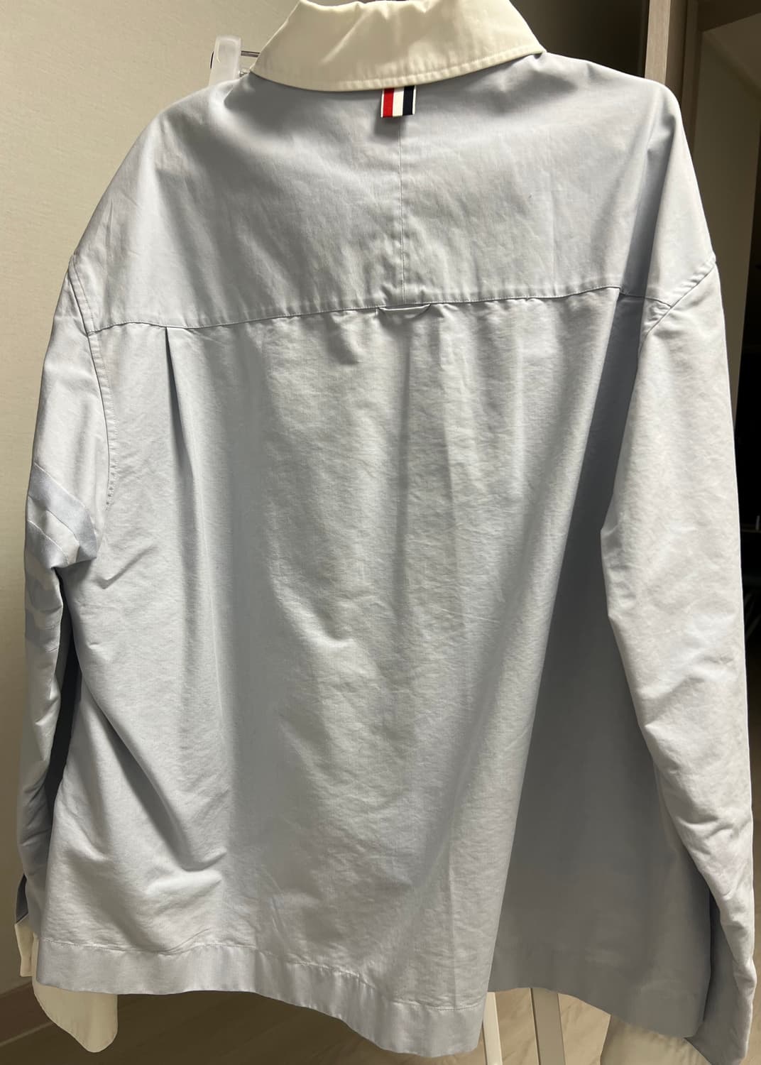 톰브라운 셔츠 상품이미지3