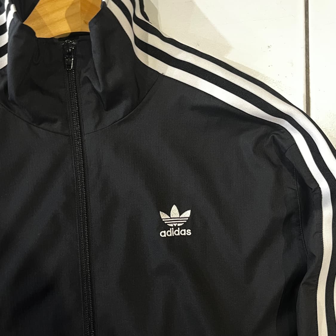 아디다스 트레포일 로고 우븐 트랙탑 상품이미지4