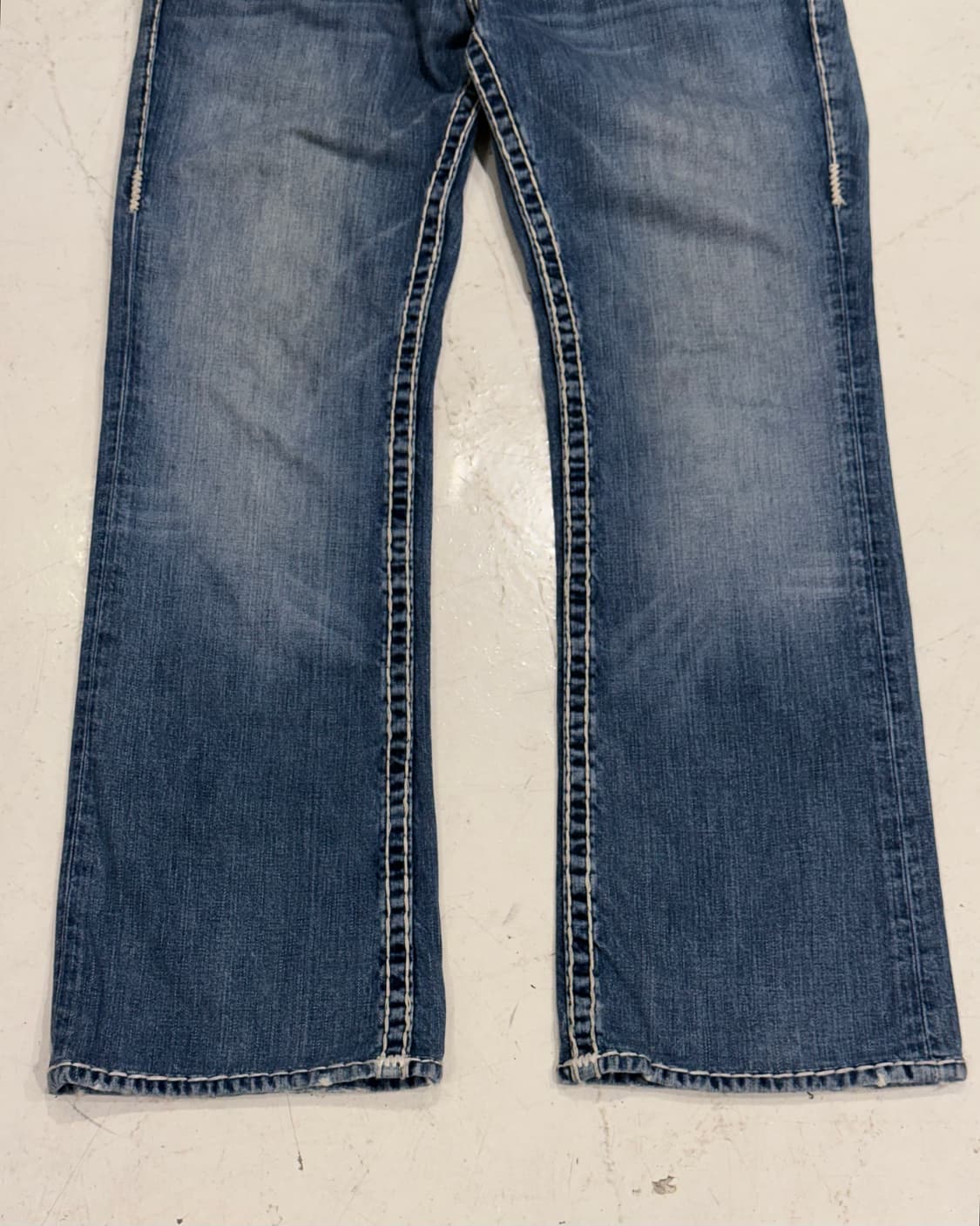 트루릴리젼 USA 빌리슈퍼티 부츠컷 데님팬츠  상품이미지3