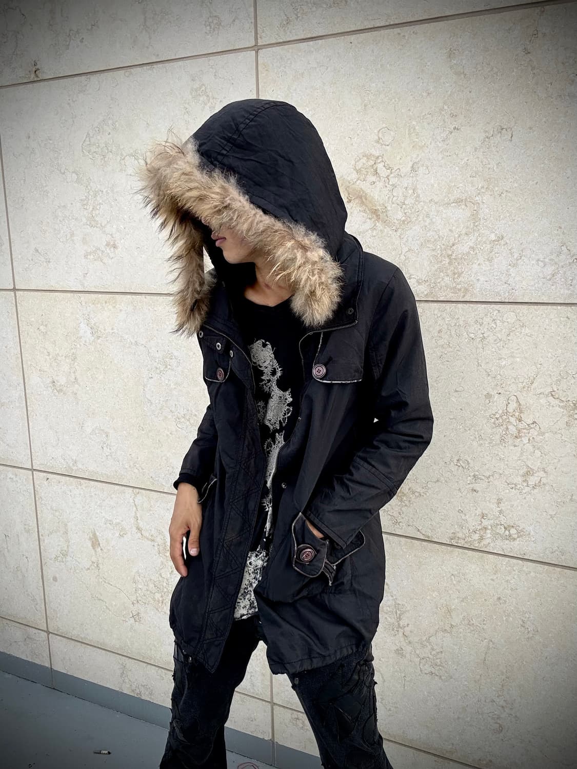 “Vintage” Y2K&GrungeMood Over- Fur Hoodi 상품이미지2