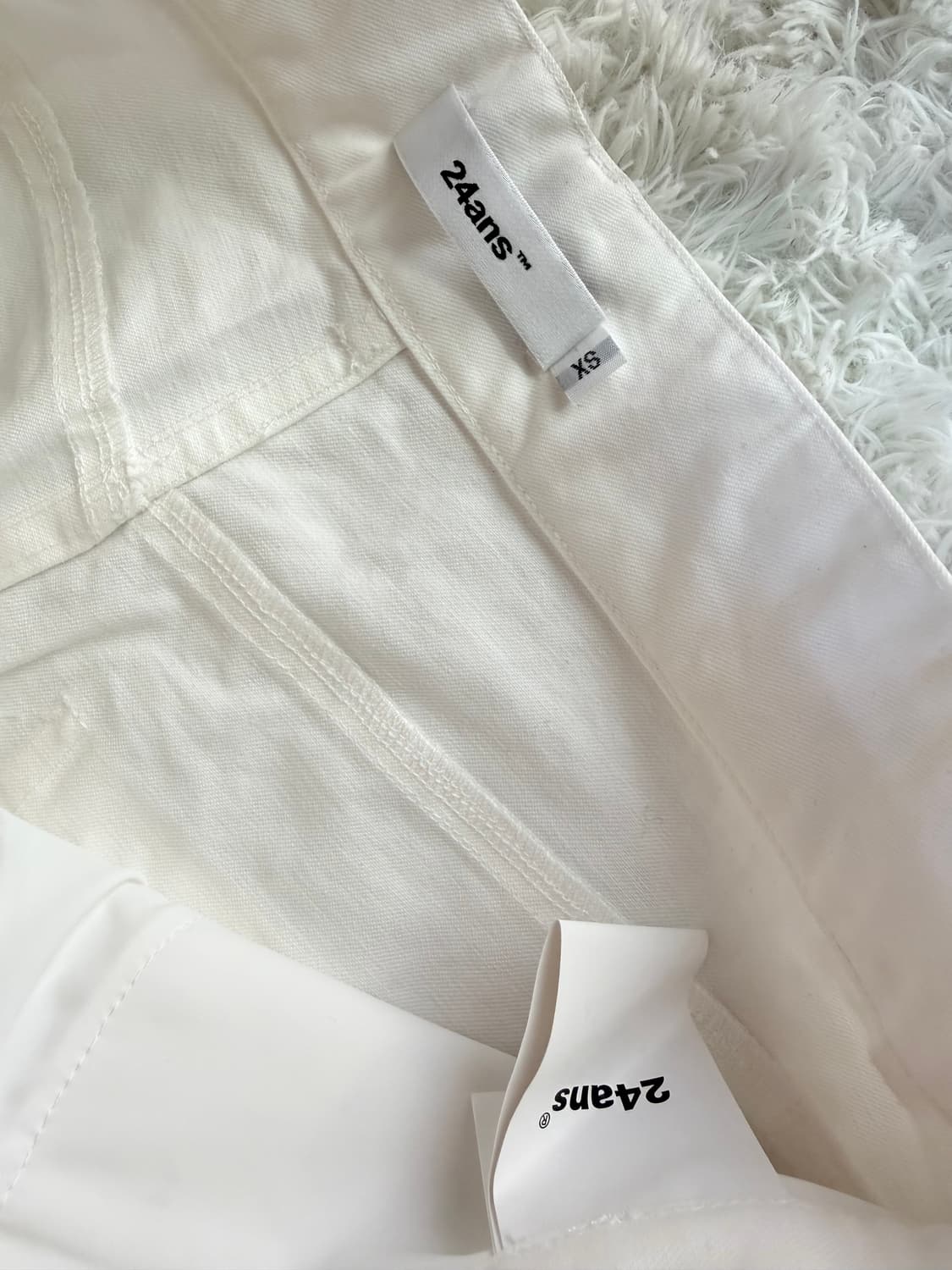 24ans 그래픽 와이드 팬츠 (White/Red) 상품이미지6