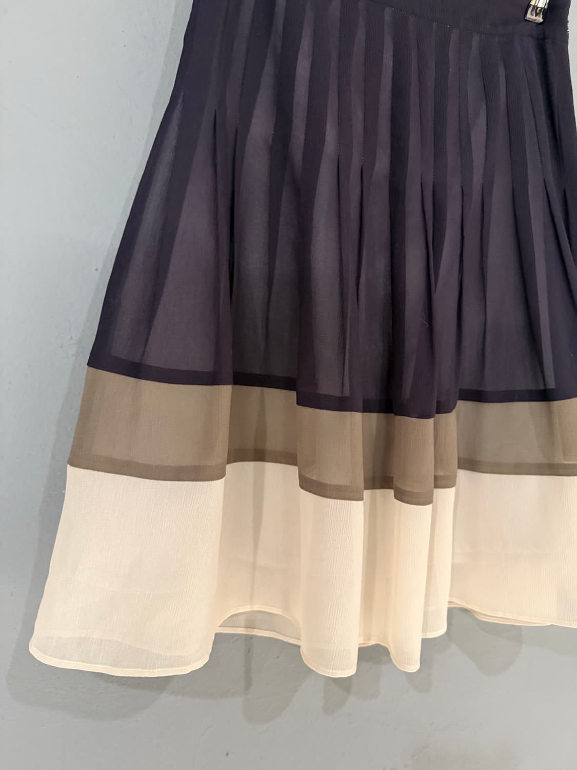 color mix pleats flare-fit skirt  상품이미지6