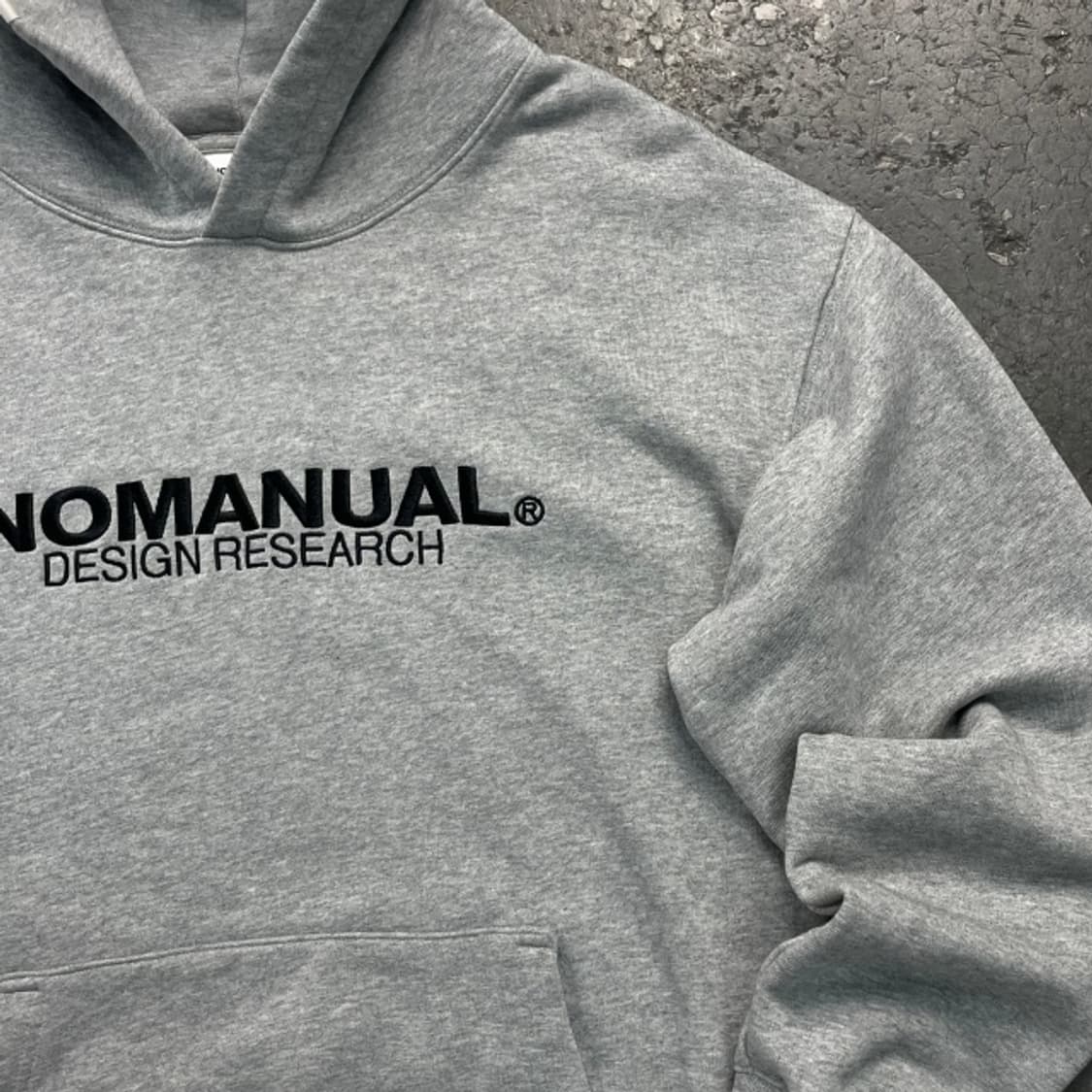 100 노매뉴얼 후드티 상품이미지2