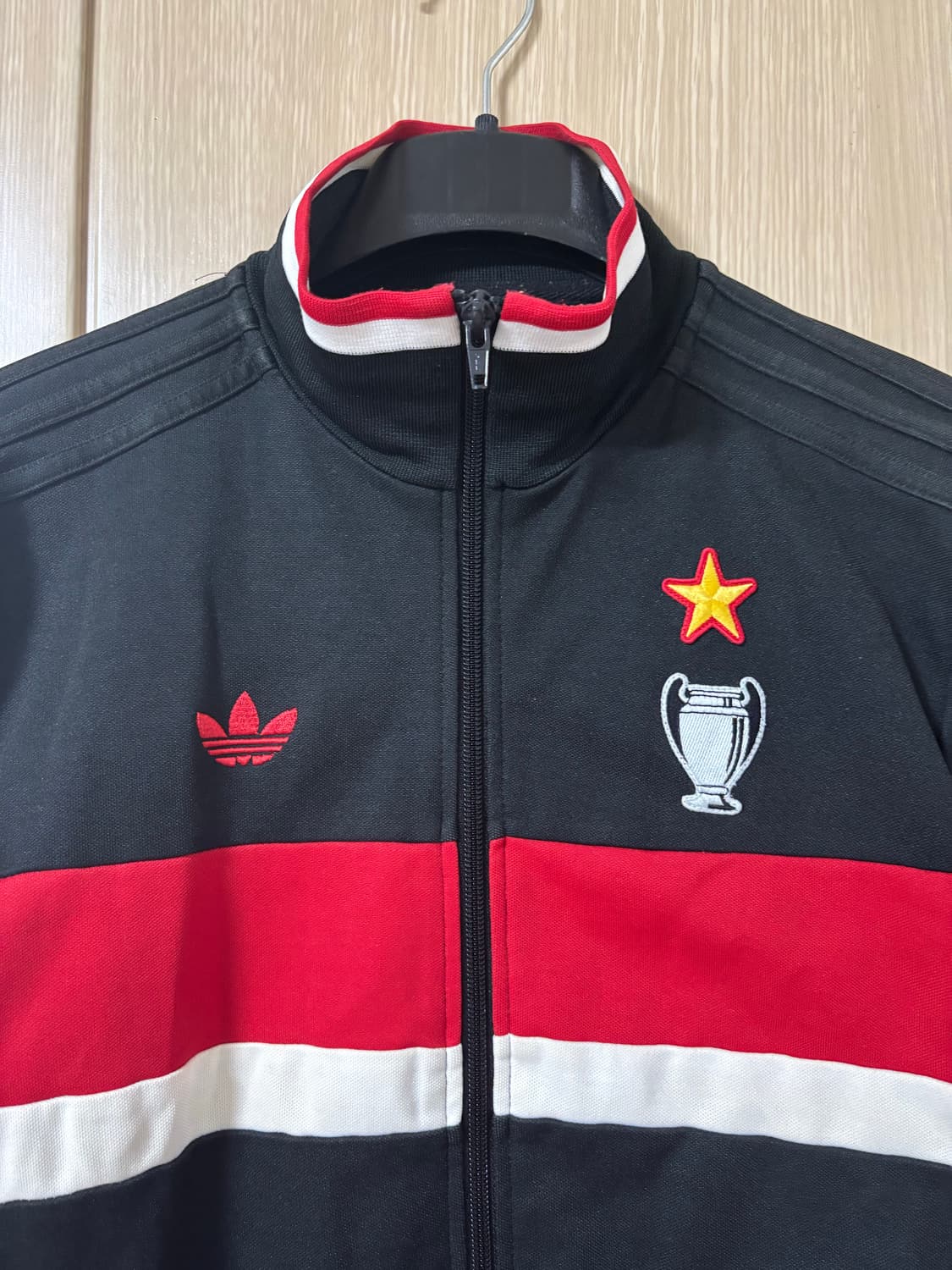 아디다스 블랙 트랙탑 AC밀란 에디션 상품이미지2