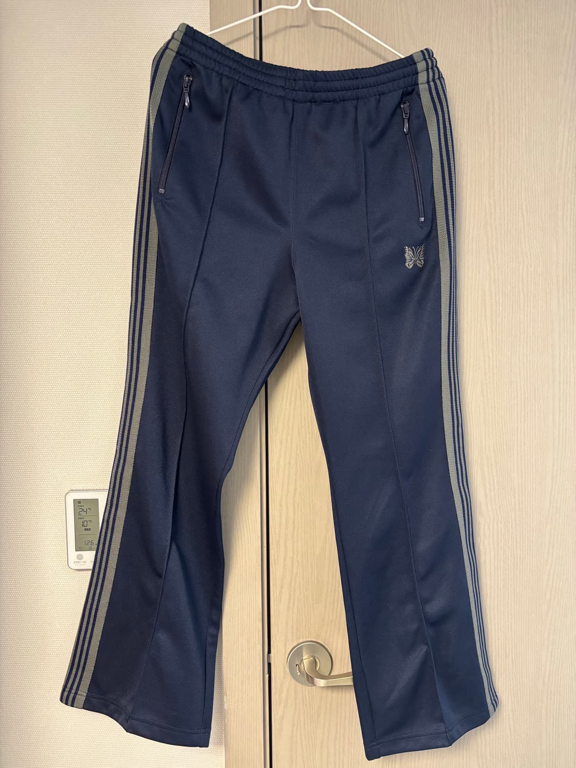 니들스 트랙 자켓 바지 세트 상품이미지2