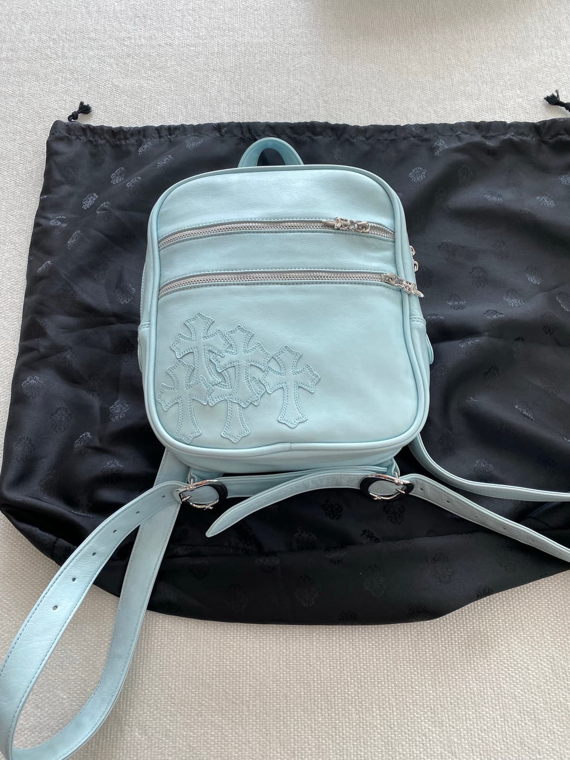 크롬하츠 taka 타카 익스클루시브 로듐 크로스패치 백팩 상품이미지1