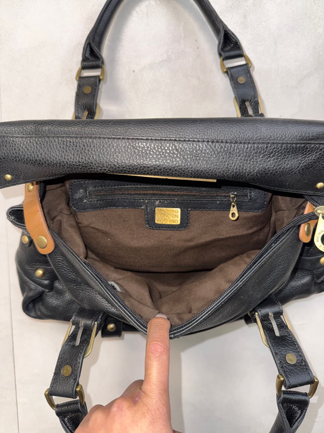 MICHIKO LONDON KOSHINO buckled tote bag 상품이미지6