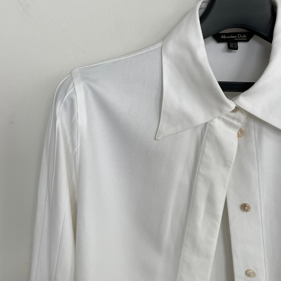 마시모두띠 암 셔링 화이트 셔츠 상품이미지2