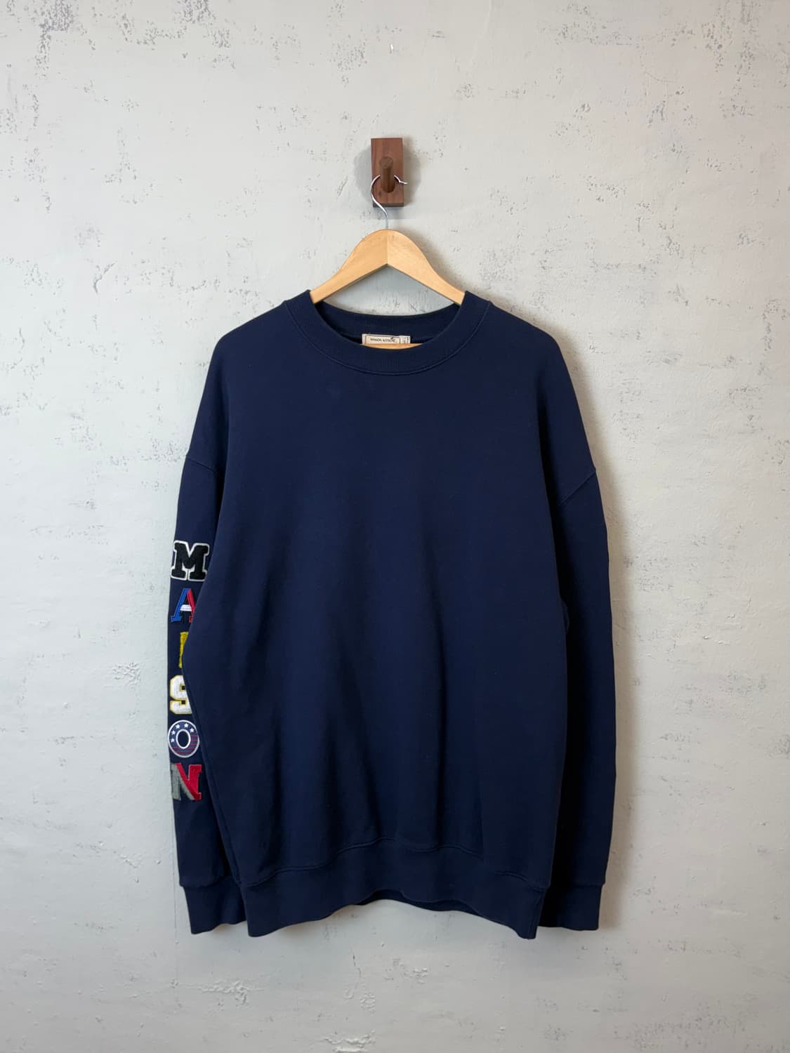 메종키츠네 로고 패치 스웻셔츠 네이비 상품이미지1