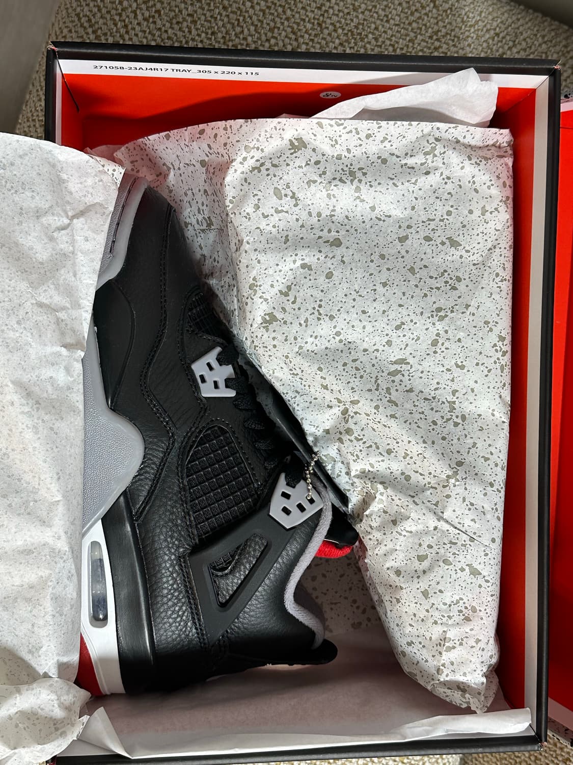 조던4 레트로 브레드 리이매진드 / 240 상품이미지3