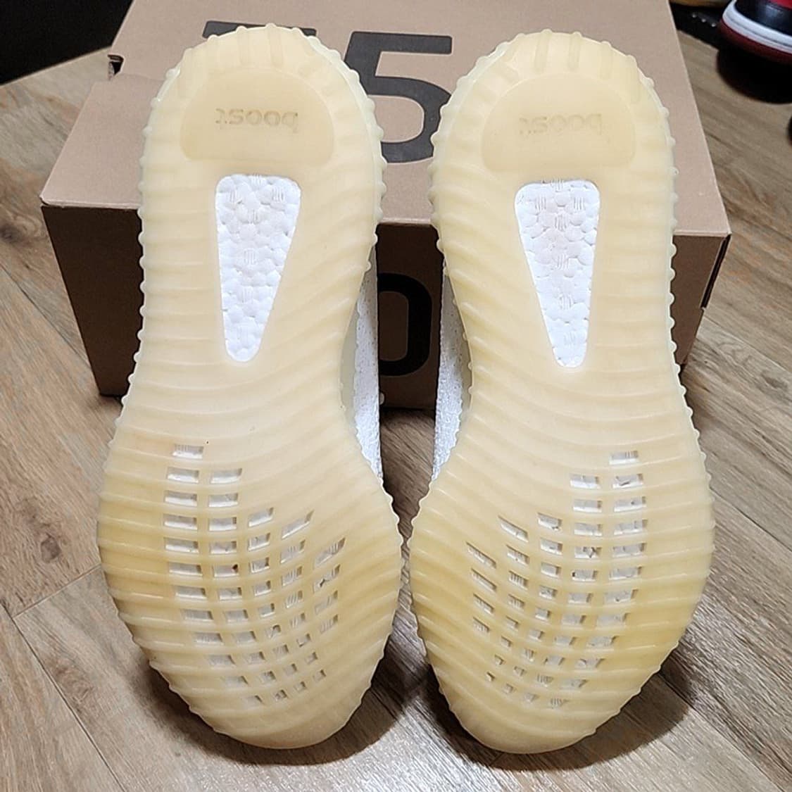 아디다스 280 이지부스트 크림화이트 상품이미지6