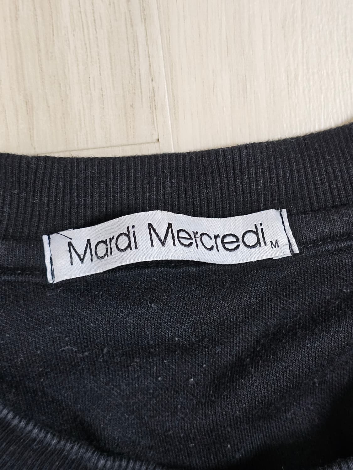 [M] 마르디 메르크디  플라워 로고 맨투맨 상품이미지4