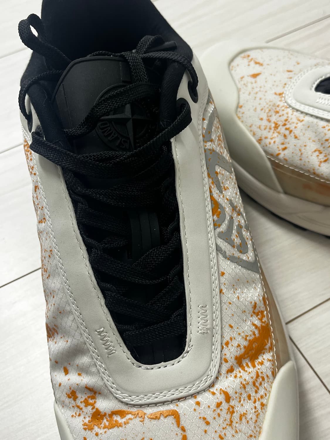 스톤아일랜드 그라임 스니커즈 스투코 23FW 상품이미지2