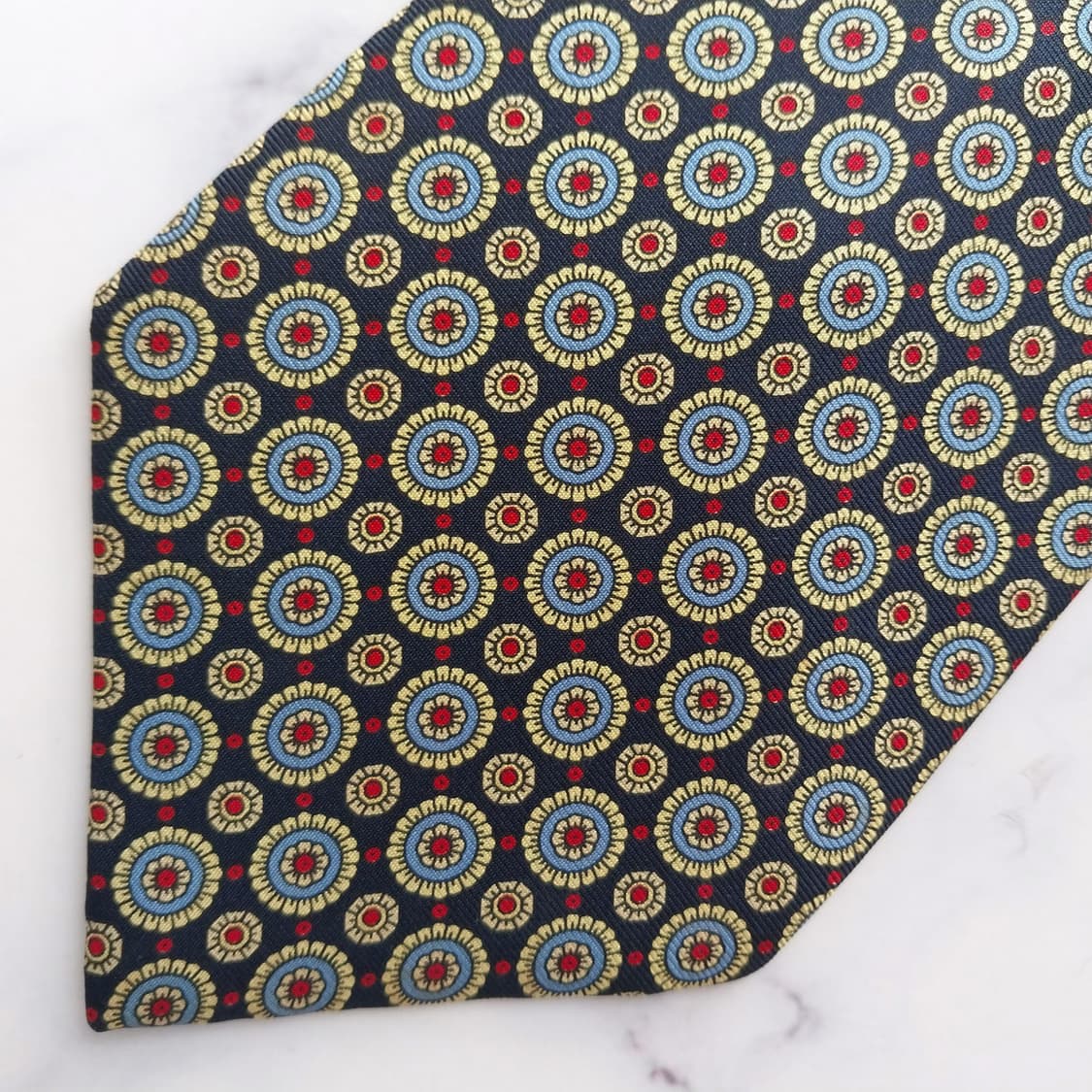 앤드류스타이 메달리온 패턴 넥타이 10.2cm S~A+등급 K2434
 상품이미지7