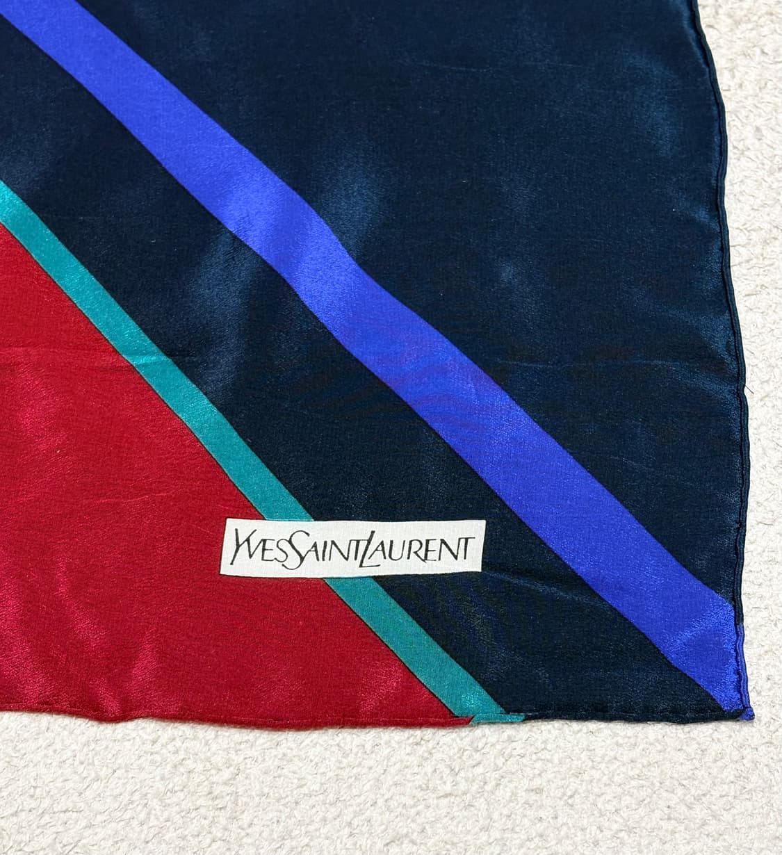 YSL 입생로랑 실크 스카프 상품이미지2
