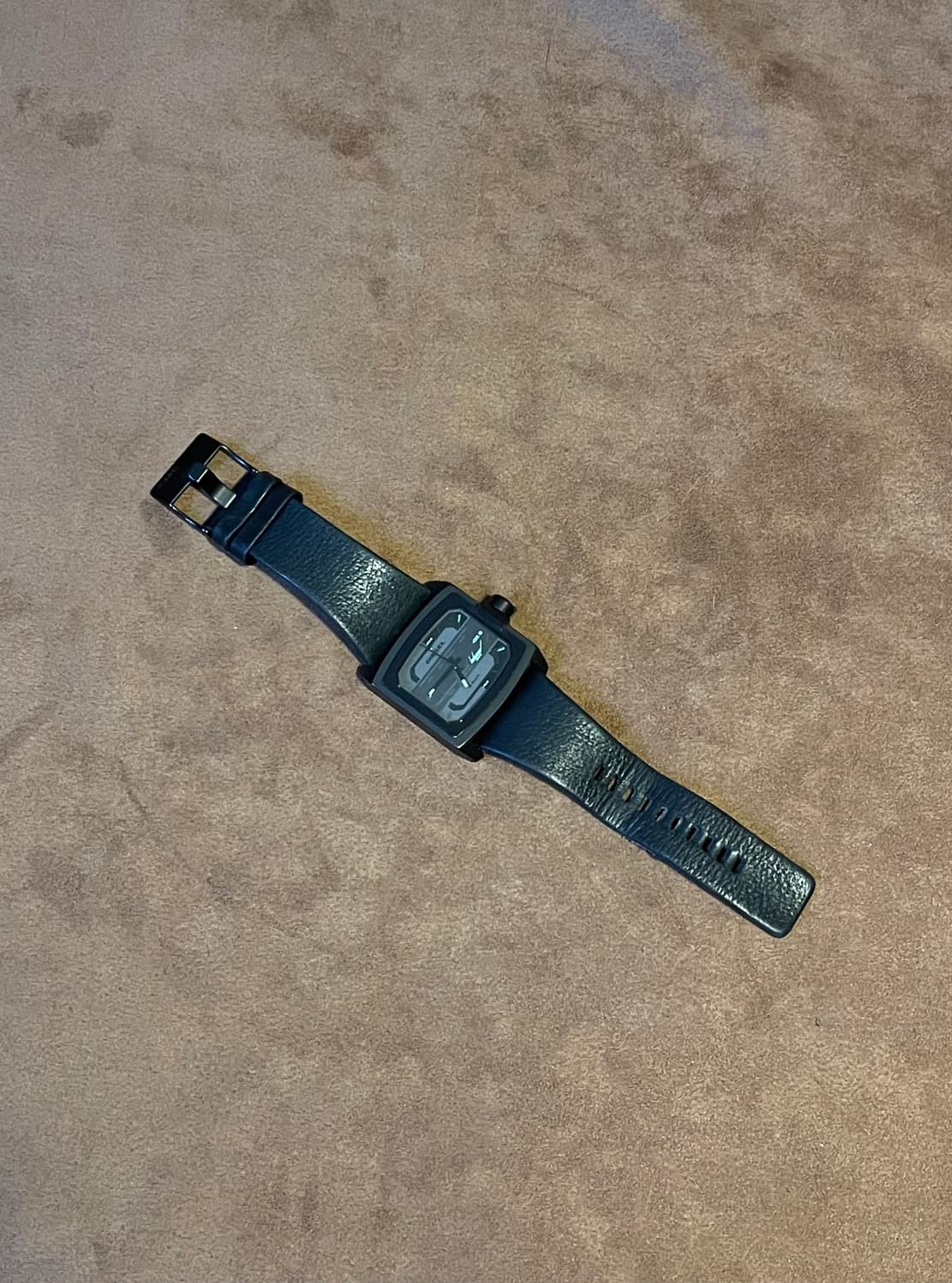 디젤 스퀘어 가죽 시계 상품이미지2