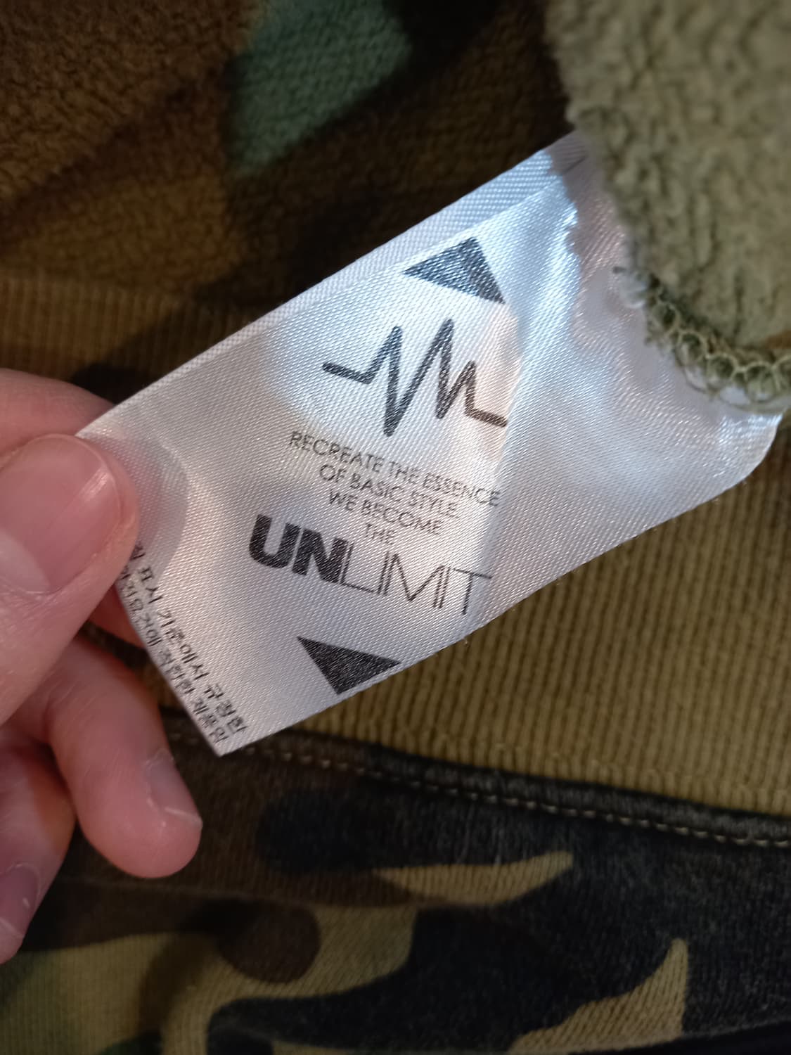 Unlimit 맨투맨 상품이미지4