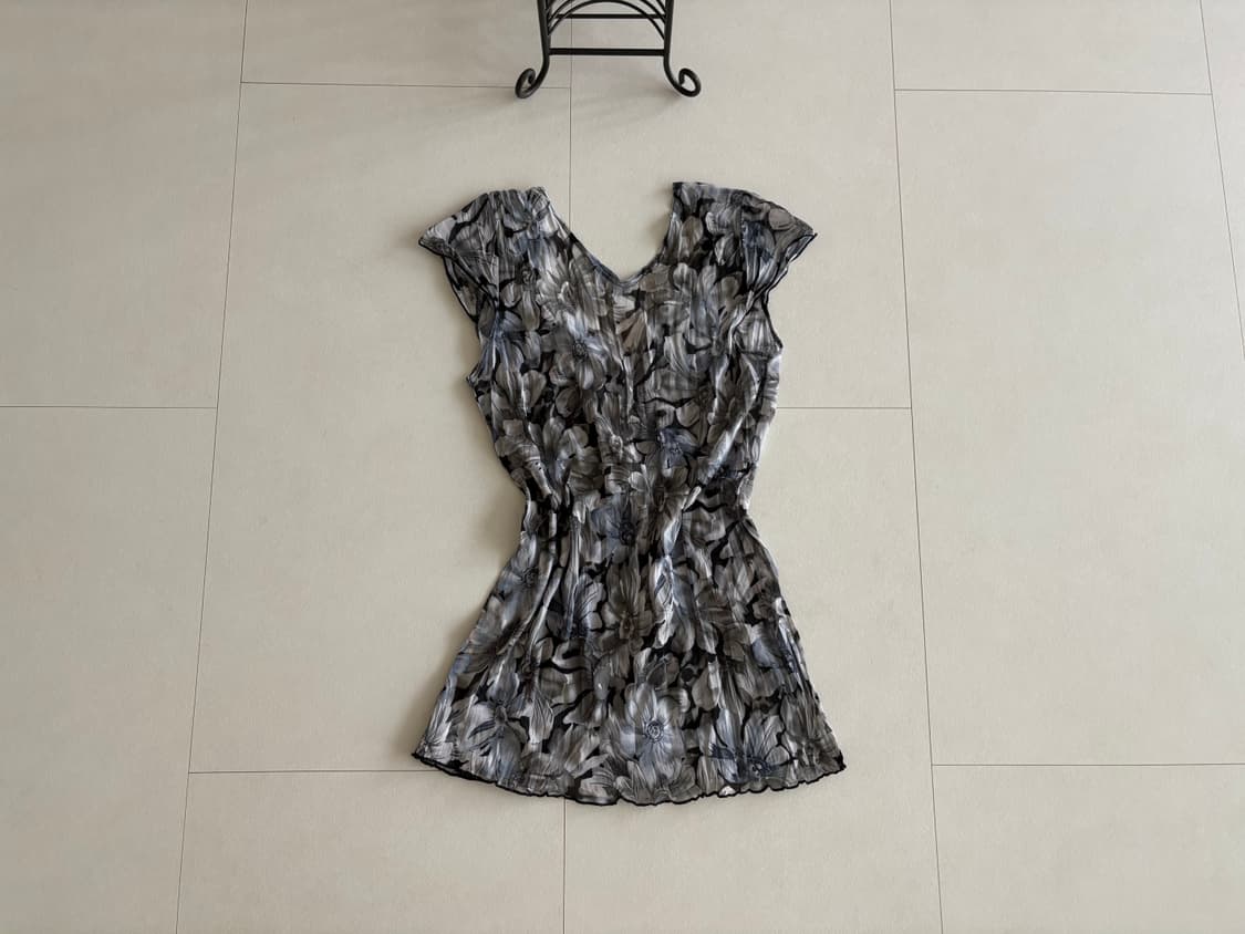 grey floral top 상품이미지3