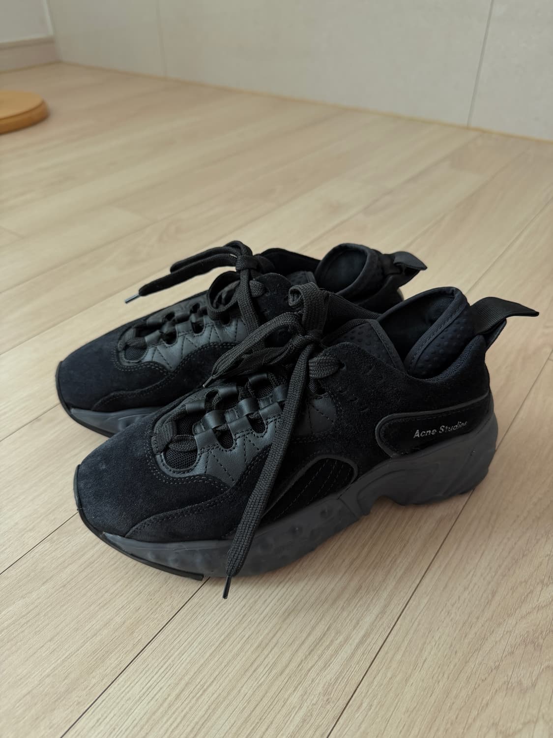 아크네 스튜디오 맨하탄 블랙 35 상품이미지3