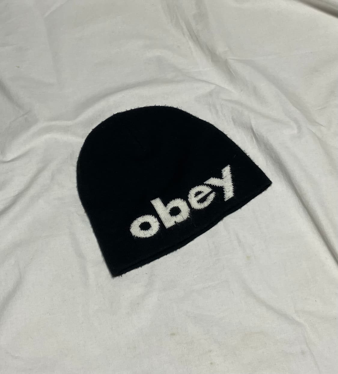 오베이 로워케이스 빅로고 비니 블랙 상품이미지1