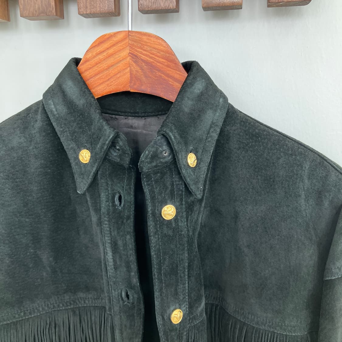 베르사체 Istante Line 블랙 누벅 스웨이드 보호시크 셔츠 상품이미지4