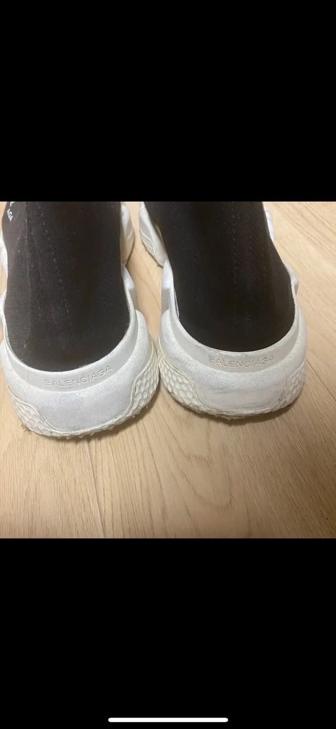 발렌시아가 스피드러너 42e팝니다 상품이미지4