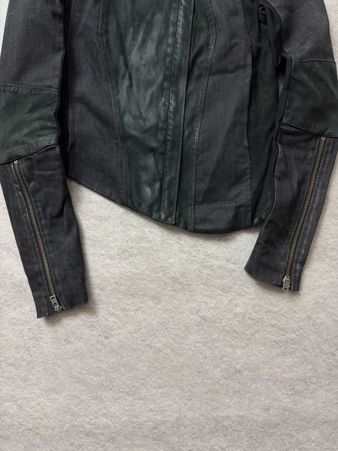 헬무트랭 비대칭 라이더 자켓 상품이미지4