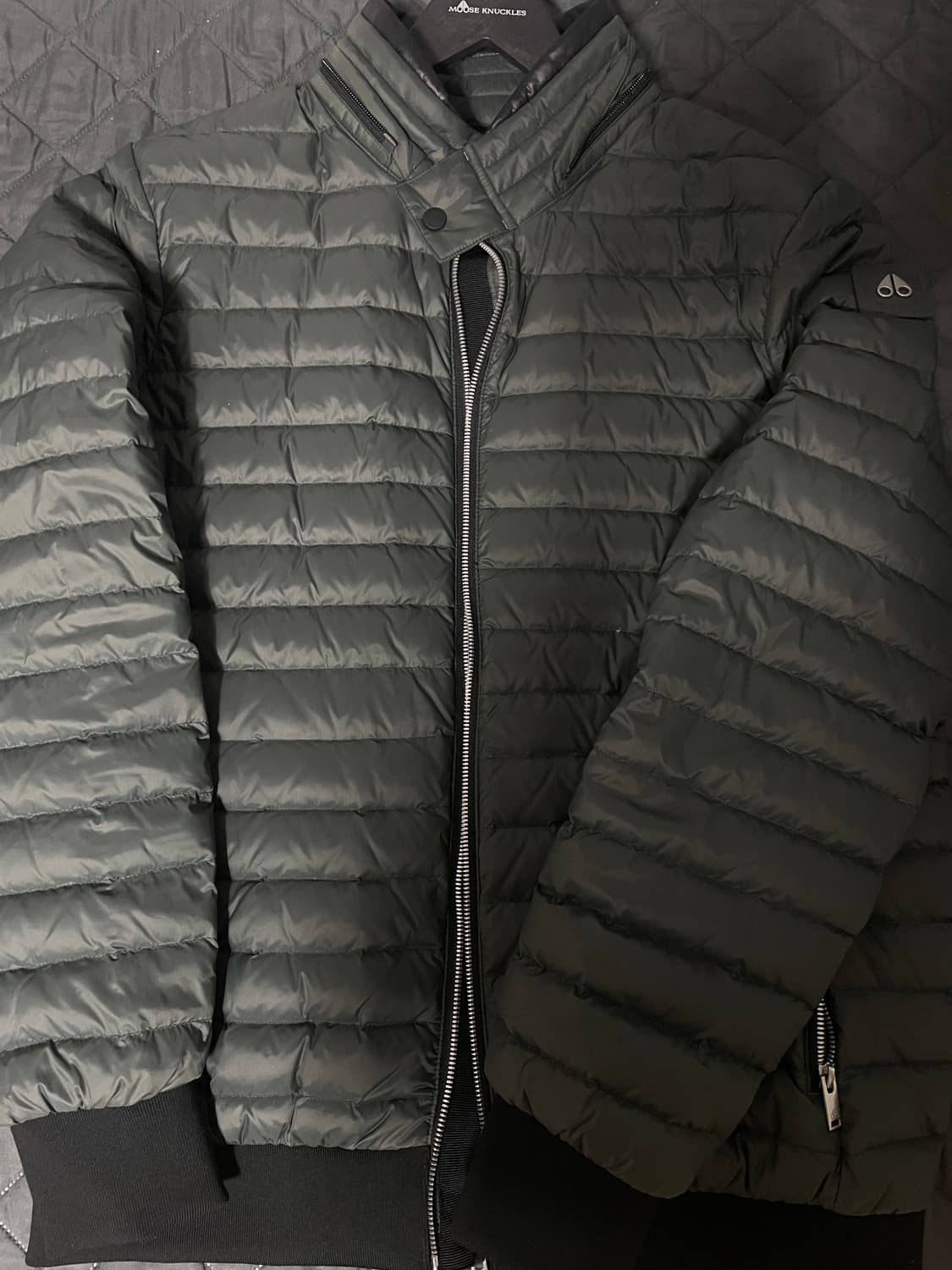 무스너클 경량패딩 상품이미지1