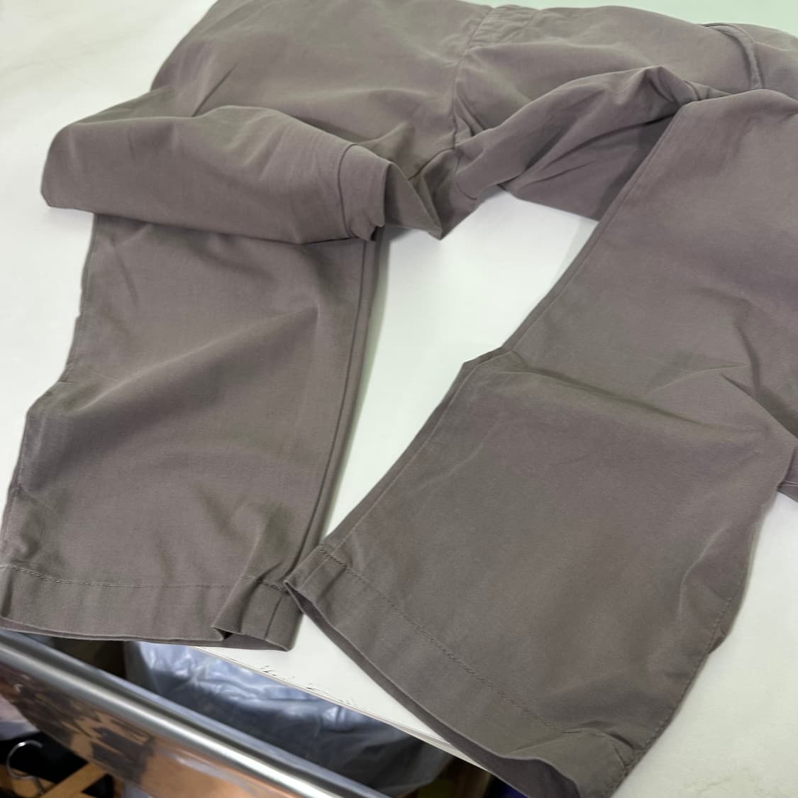 003 XL 비이커 BEAKER 루즈핏 시멘트그레이 밴딩팬츠 상품이미지4