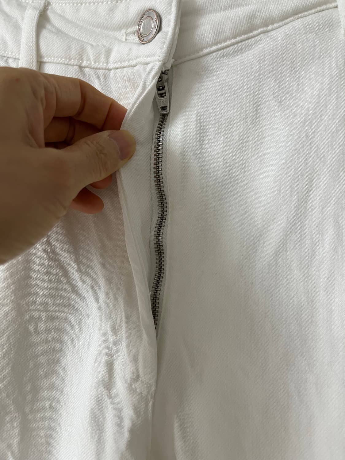 마시모뚜띠 핀턱 와이드 화이트 진 상품이미지4
