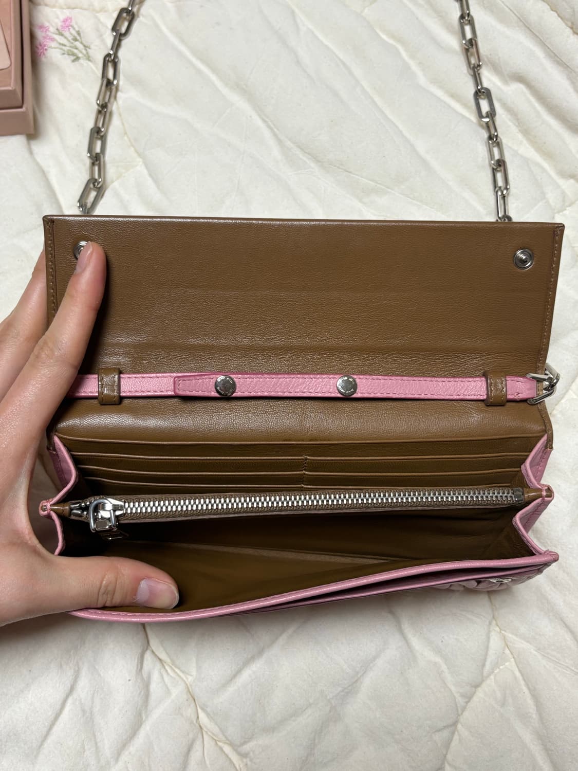 미우미우 클러치백 + 풀박스 (정품) 상품이미지3