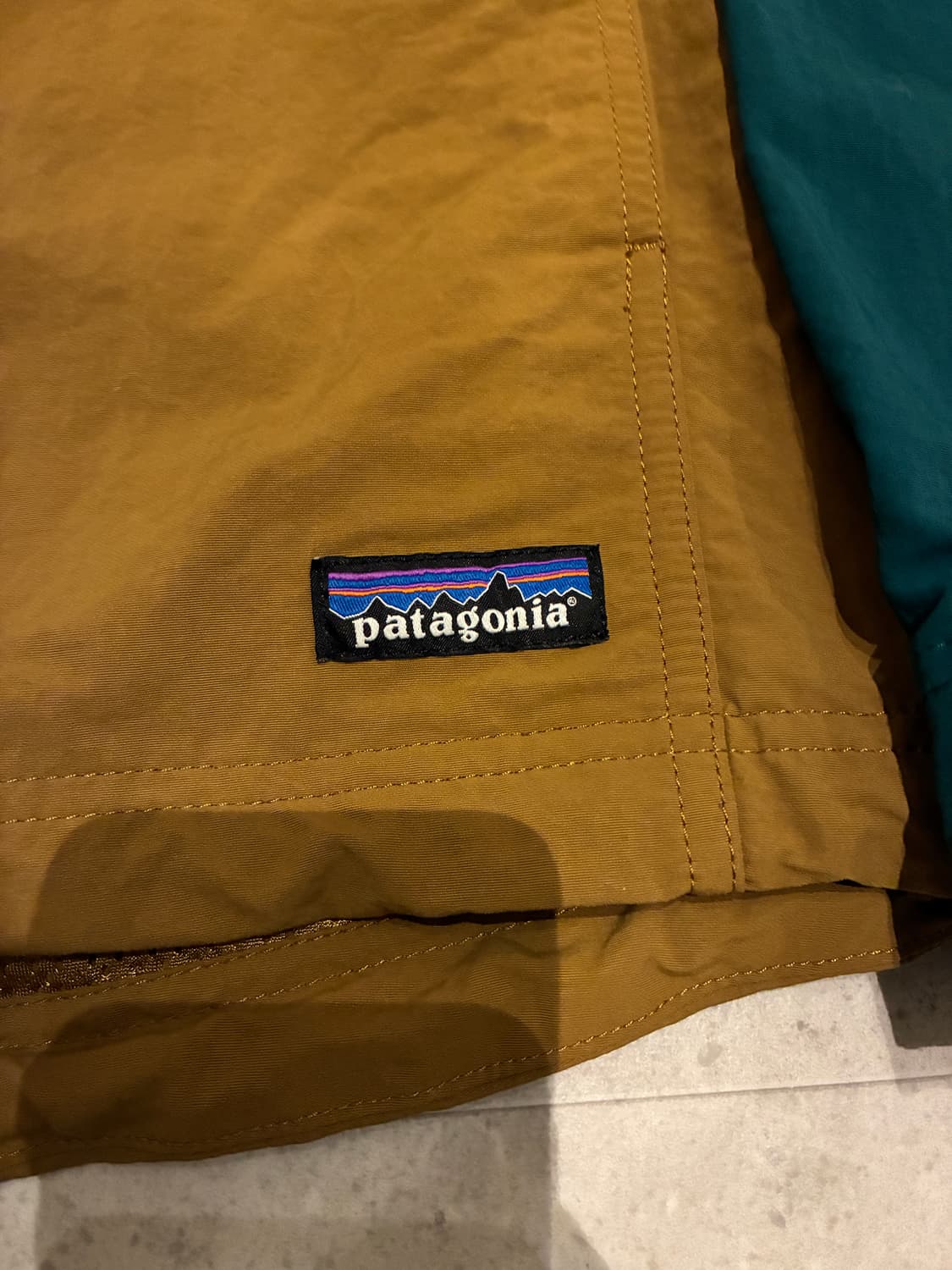 파타고니아 이스머스 아노락 후드 바람막이 상품이미지3