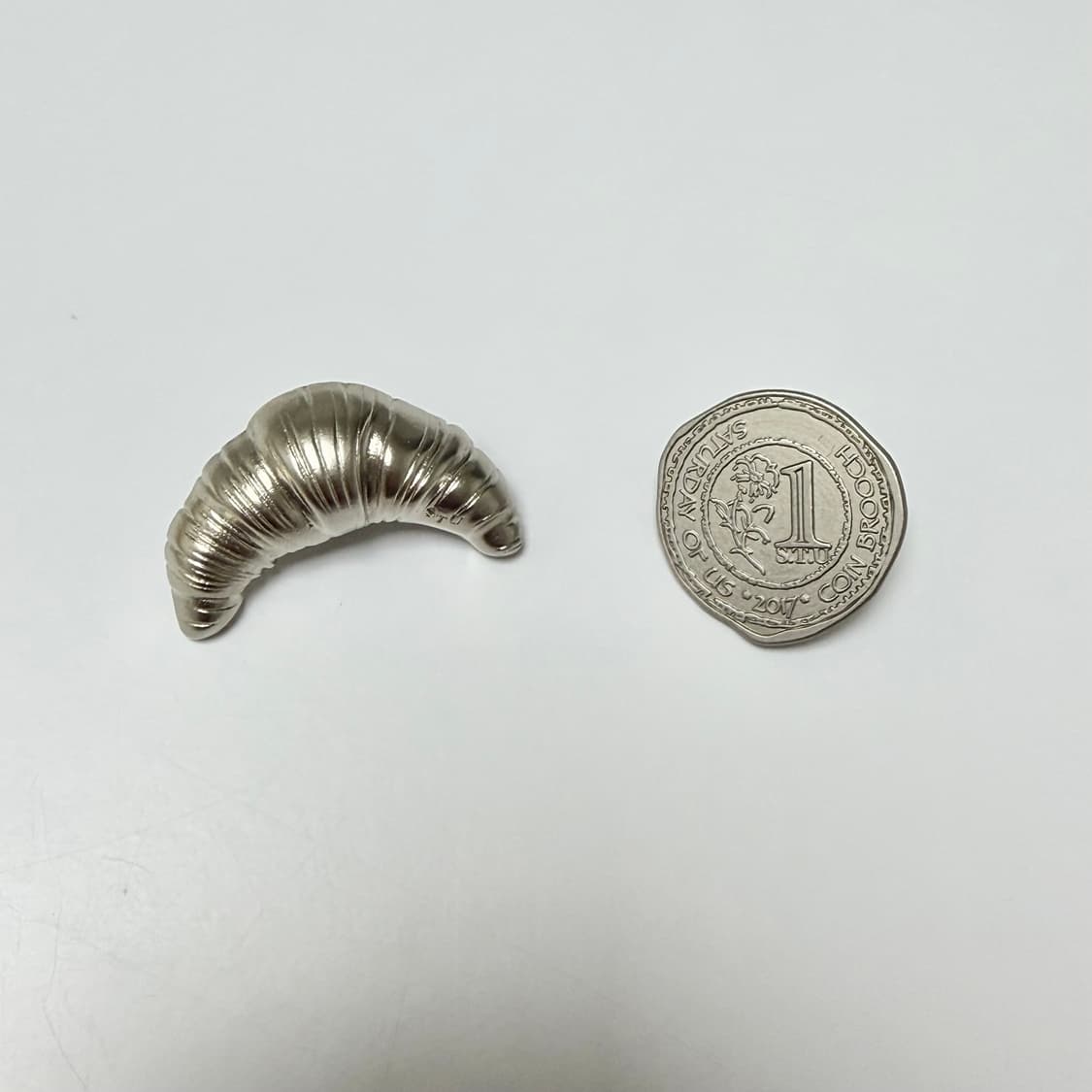 STU 크루아상, 실버 코인 브로치 상품이미지1