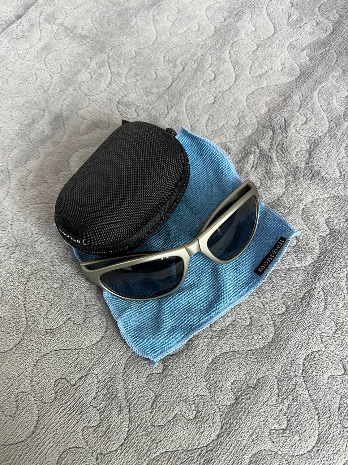 몽벨 편광 트래킹 선글라스 실버 접이식 폴더블 제니 안경 썬글라스 상품이미지1