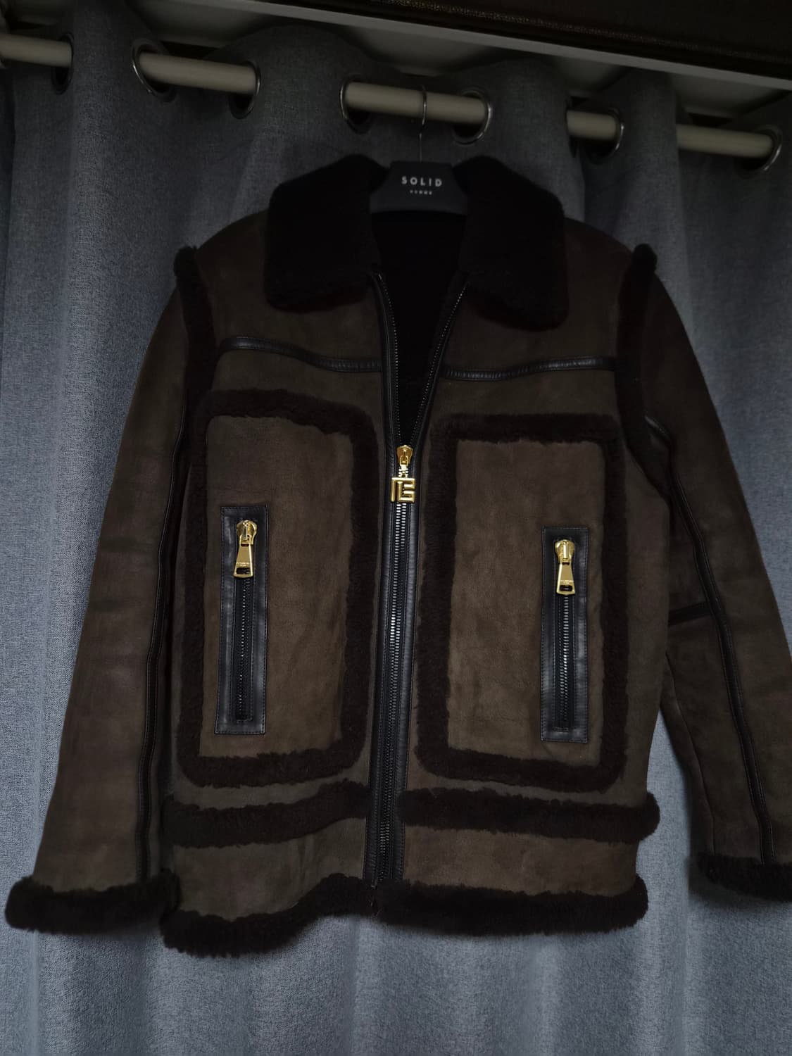 발망 23fw 시즌 최고가 무스탕팝니다 구찌 프라다 루이비통 상품이미지5