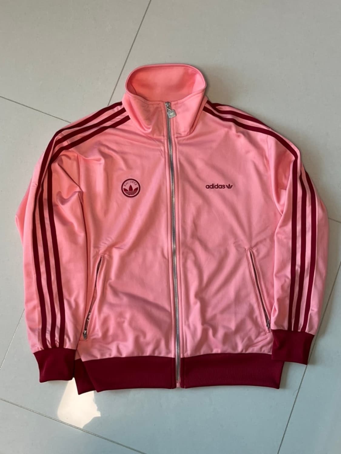 아디다스 파이어버드 배지 트랙탑 세미 핑크  상품이미지1